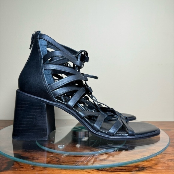 Steve Madden Cherri30 strappy Sandal - black leather - size 7.5 - Picture 4 of 15